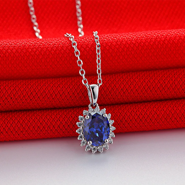 2ct PT950 Women, Platinum Sapphire Bud Pendant | Filigree openwork, heart-claw set sapphire on delicate chain