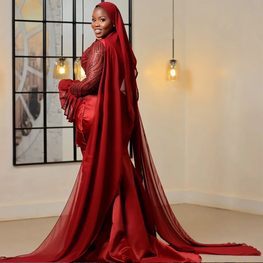 Gaun Formal Muslim Afrika Warna Merah Anggur dengan Jubah Berkilau Lengan Panjang Hijab Kerut Leher Tinggi Gaun Malam Pesta Dapat Disesuaikan