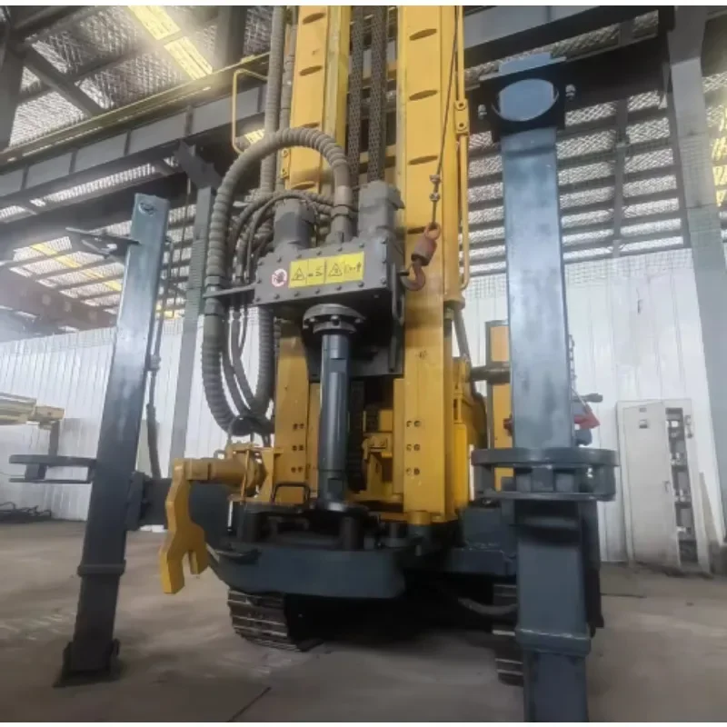 

Customized Portable 200 Meters Depth Crawler Water Well Drilling Rig Diesel Mining Core Drill Chinese Factory