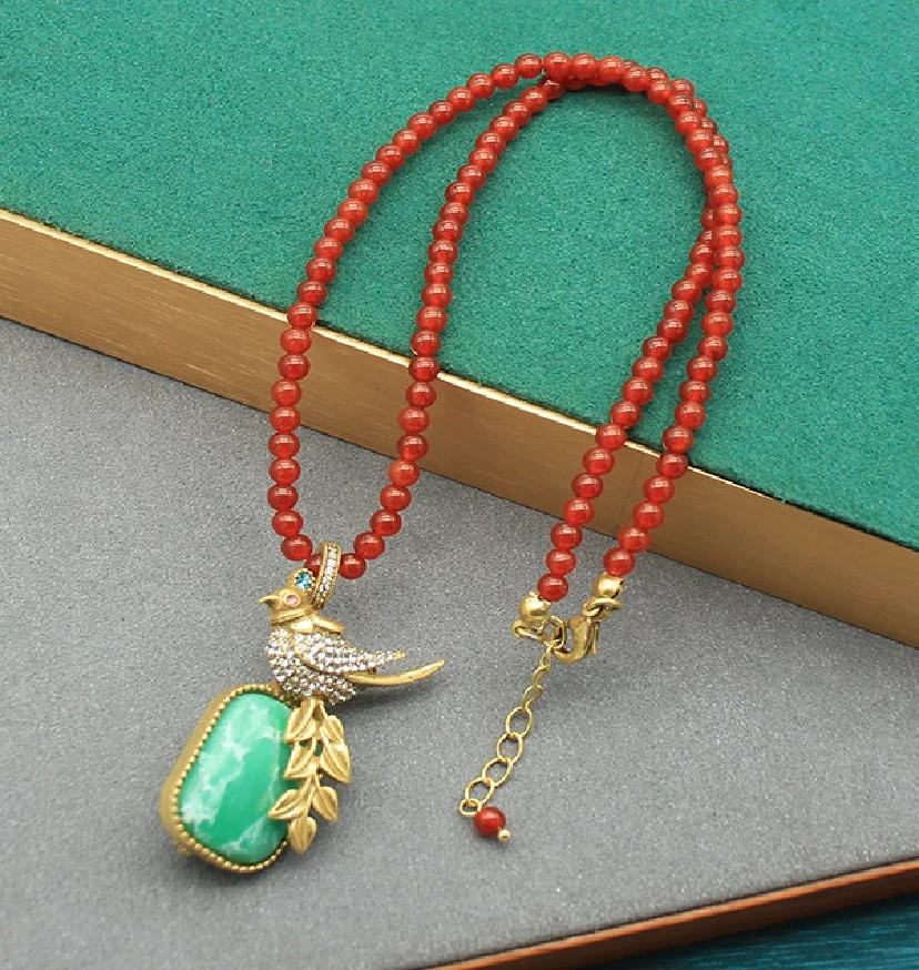 

Vintage Agate Bead Necklace, Bird & Emerald Pendant 2-in-1 Brooch Pin, Boho Statement Convertible Jewelry for Women