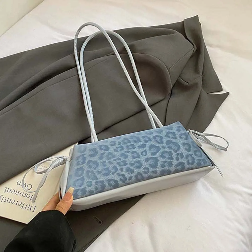 

Sweet French Stick Handbag Large Capacity Bow Ribbon Leopard Print Underarm Bags Texture Waterproof PU Shoulder Bag Travel