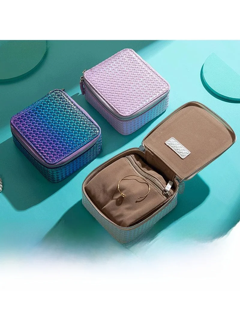 travel-jewelry-storage-box-necklace-bracelet-organizer-compartmentalized-zipper-jewelry-case-premium-storage-solution