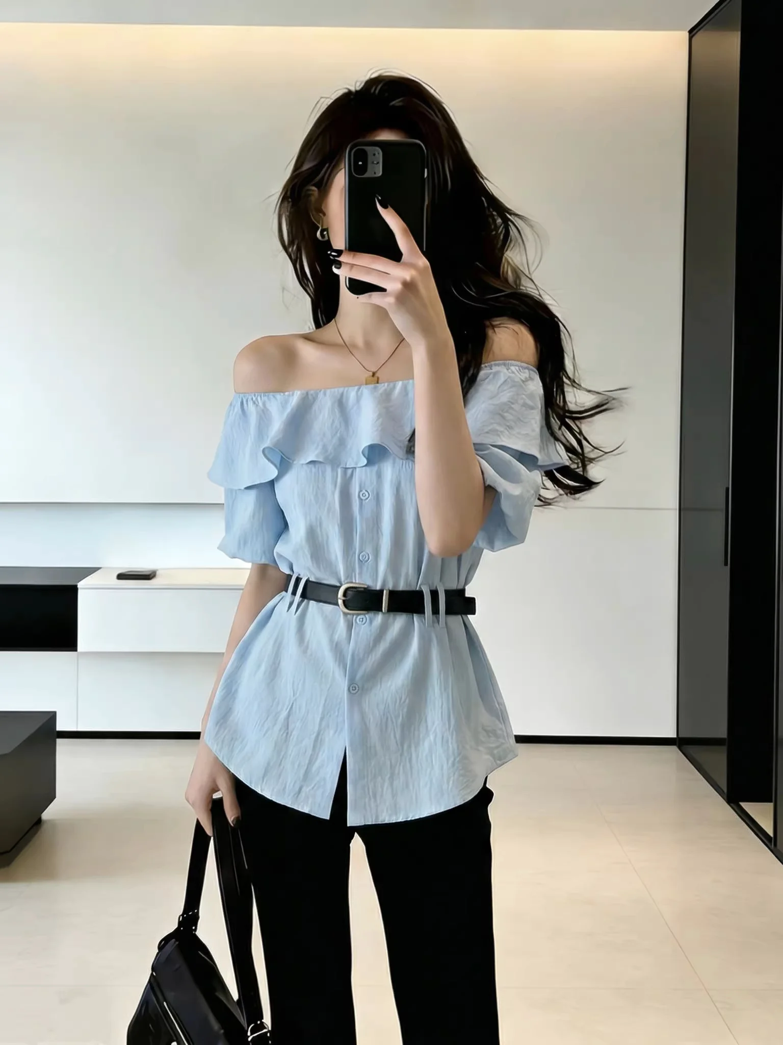 

Light Blue Lace Trim Shoulder Bared Short Sleeve Shirt Women's plus Size Midi Top Korean Style Commute Fashion Loose Fit