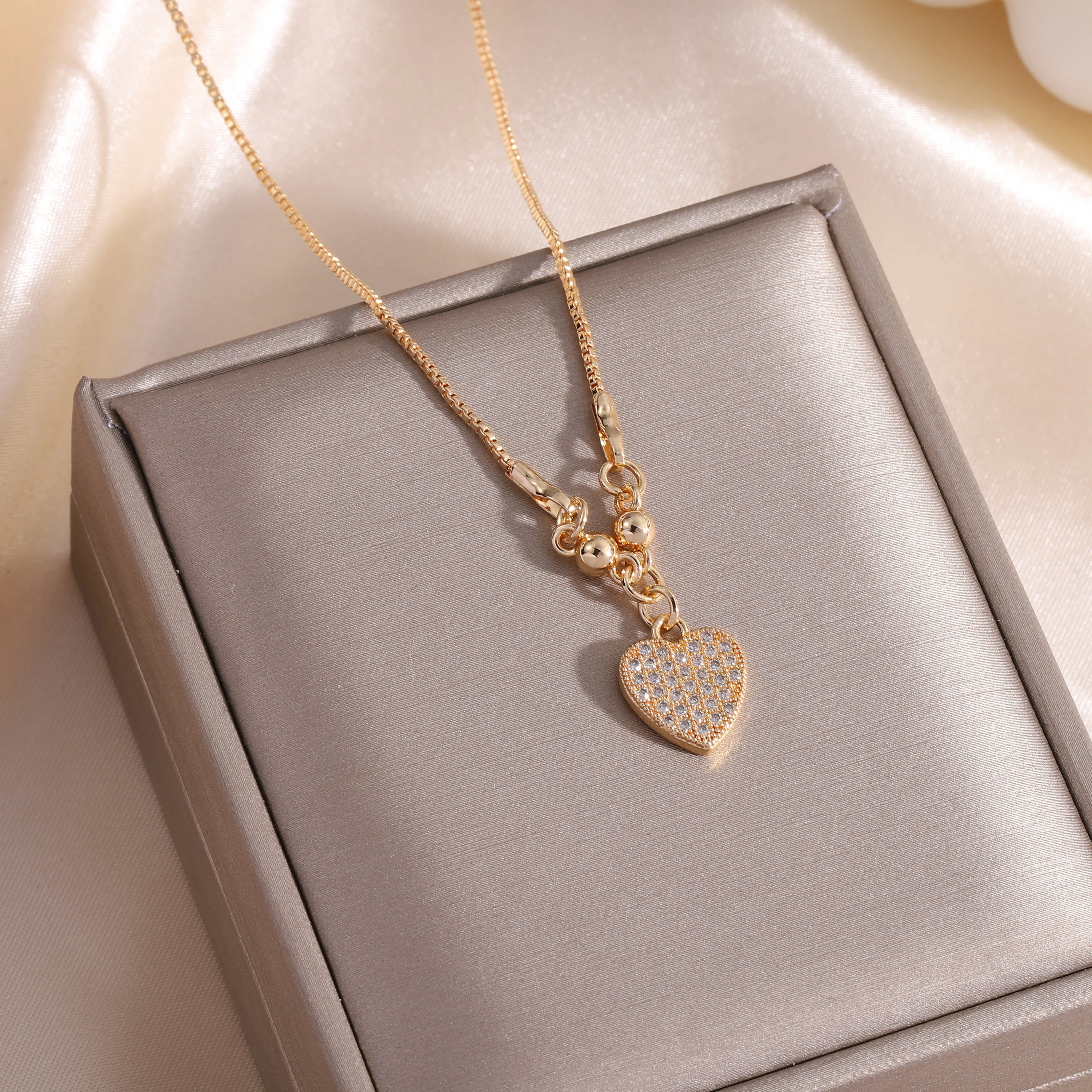 One Piece Fashion Delicate Heart Romantic Zircon Stones Necklace For Women Jewelry Friends Jewelry Wholesale 2023