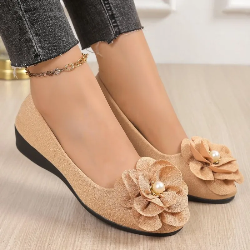 2026 New Fashion Sneakers Comfortable and Versatile Women Flats Shoes Casual Simple Wear-resistant Flat Bottom Bow Loafers Women