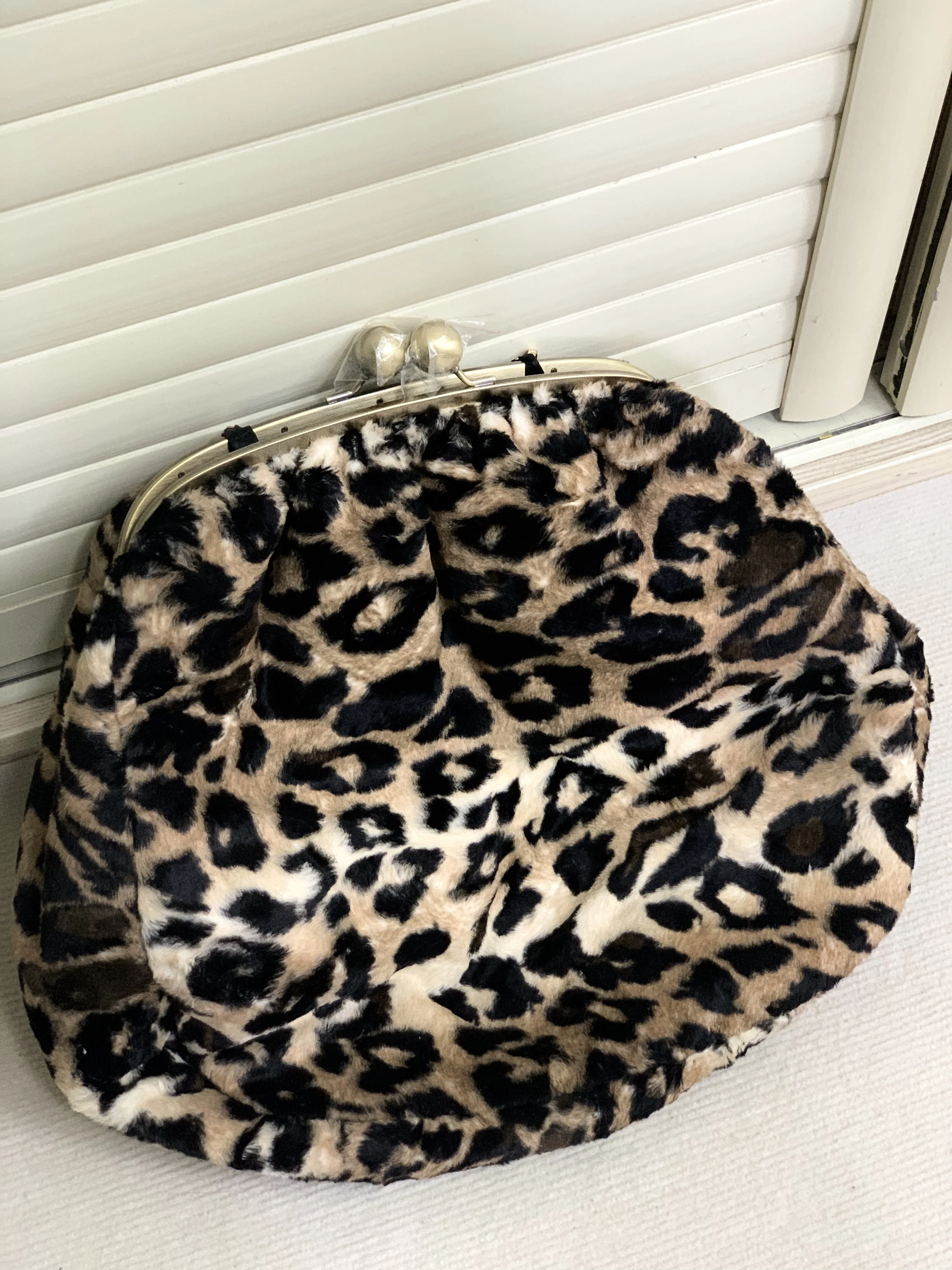 LOST IN VINTAGE Fur Leopard Print Animals Fabric Soft Smooth Owl