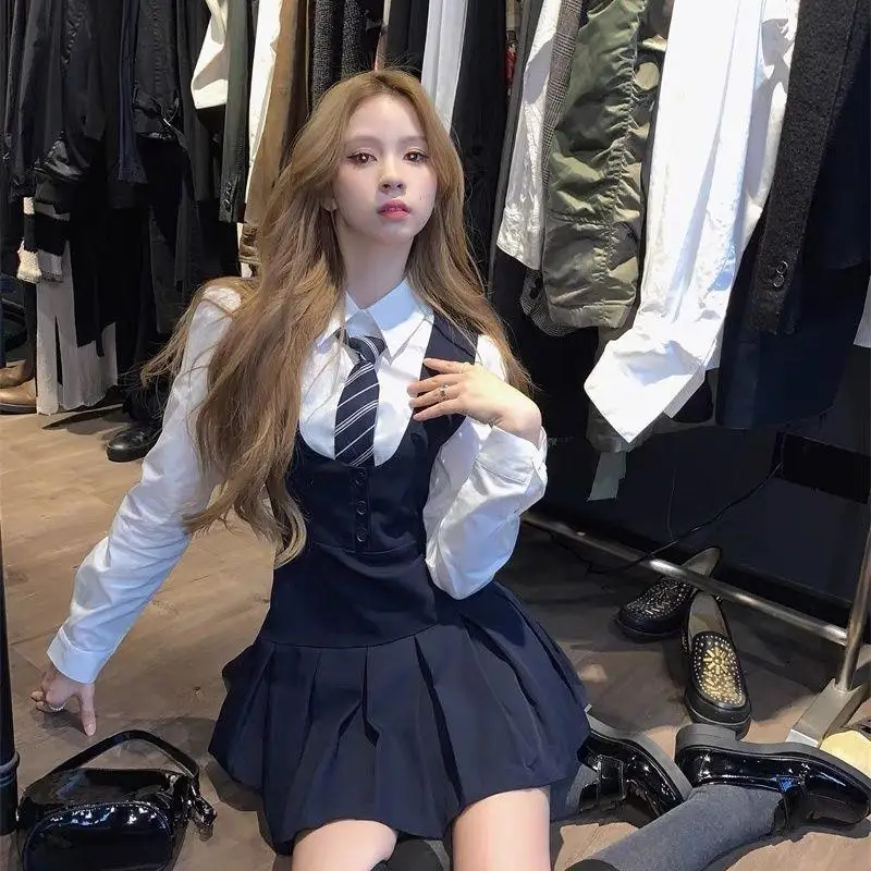 Giappone e corea College Style Jk Set camicia a maniche lunghe da donna gonna a pieghe vestito con cinturino Set due pezzi uniforme scolastica Jk