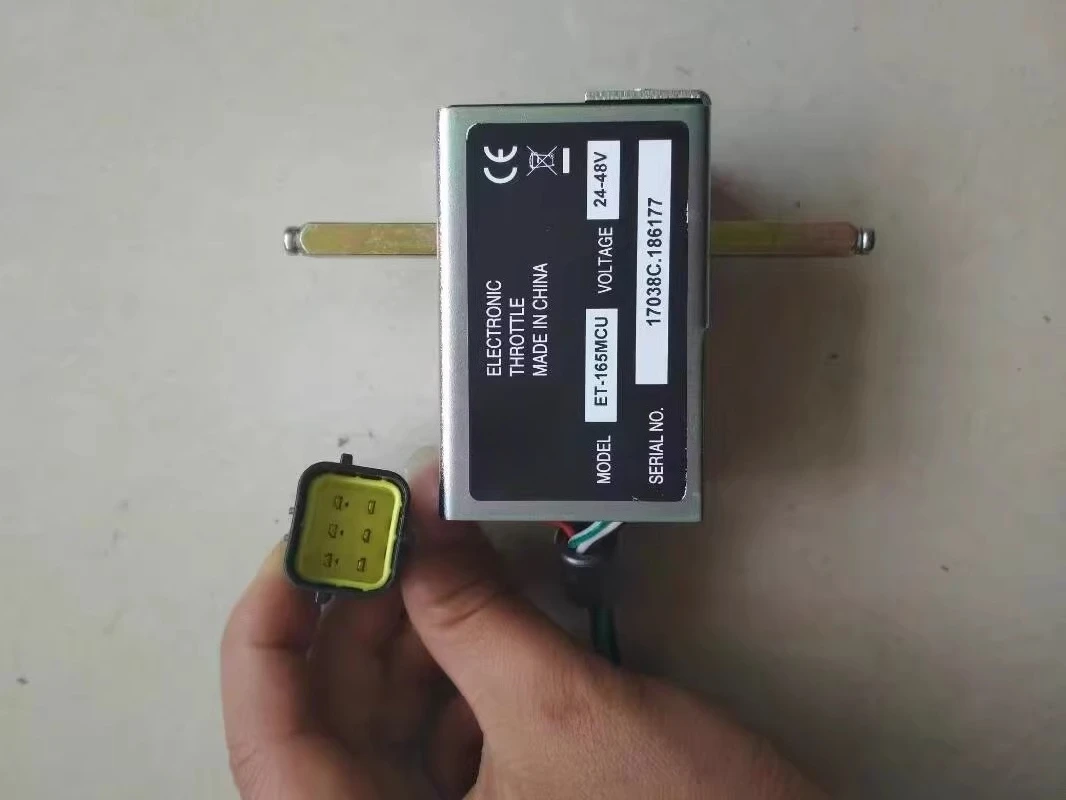 Electric Forklift Parts ET-126/ET-165 | 0-5V Handle Accelerator for Forklift | Forward/Reverse Controller ET153