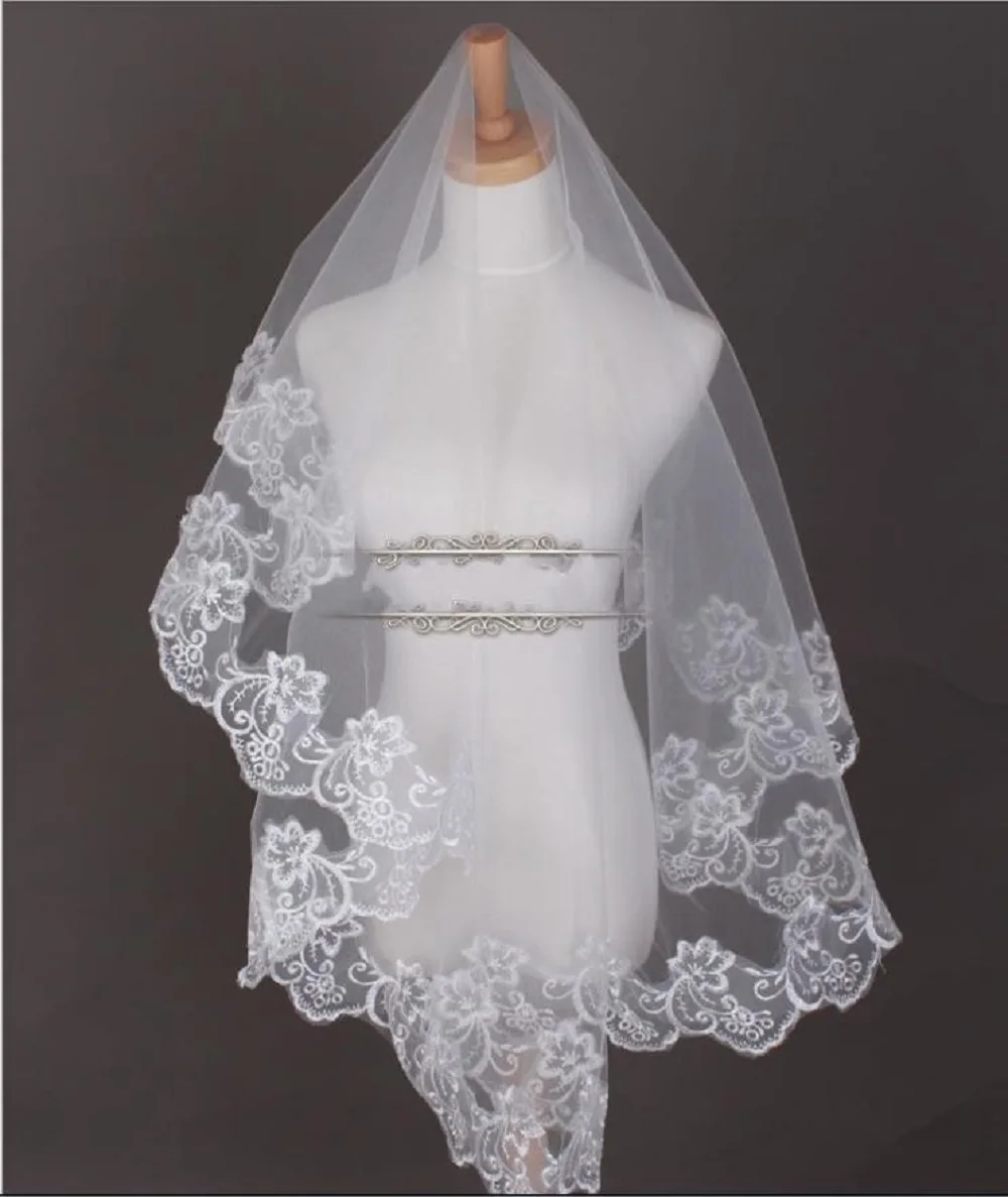 

Cheap Velos de Noiva Lace Hot Wedding Accessories Short Wedding Veil White Ivory One Layer Bridal Veil Appliques Lace Edge