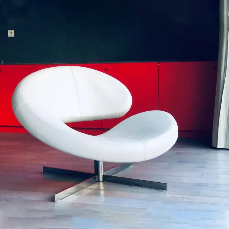 Creative special-shaped glass fiber reinforced plastic C-shaped modeling chair model room single chair