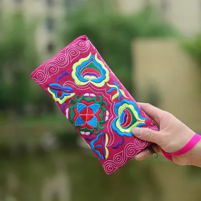 

Women Vintage Ethnic Floral Embroidered Coin Clutch Long Wallet Durable Coin Purse Card Holder Portable Handbags 20*0.5*11CM