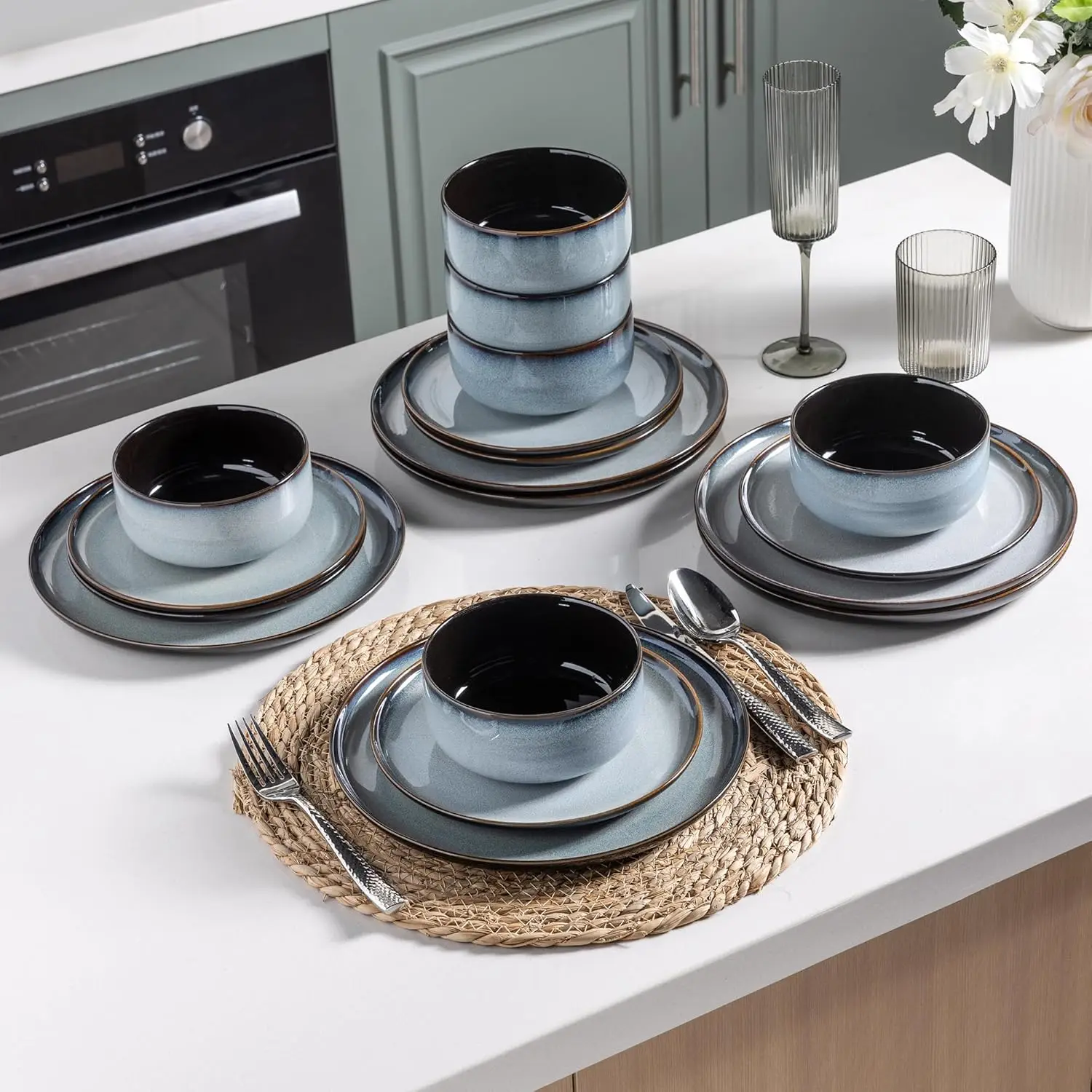 Set di stoviglie in ceramica per 6, set di piatti e ciotole in porcellana, set di piatti con smalto reattivo fatti a mano, resistenti alle chip e ai graffi