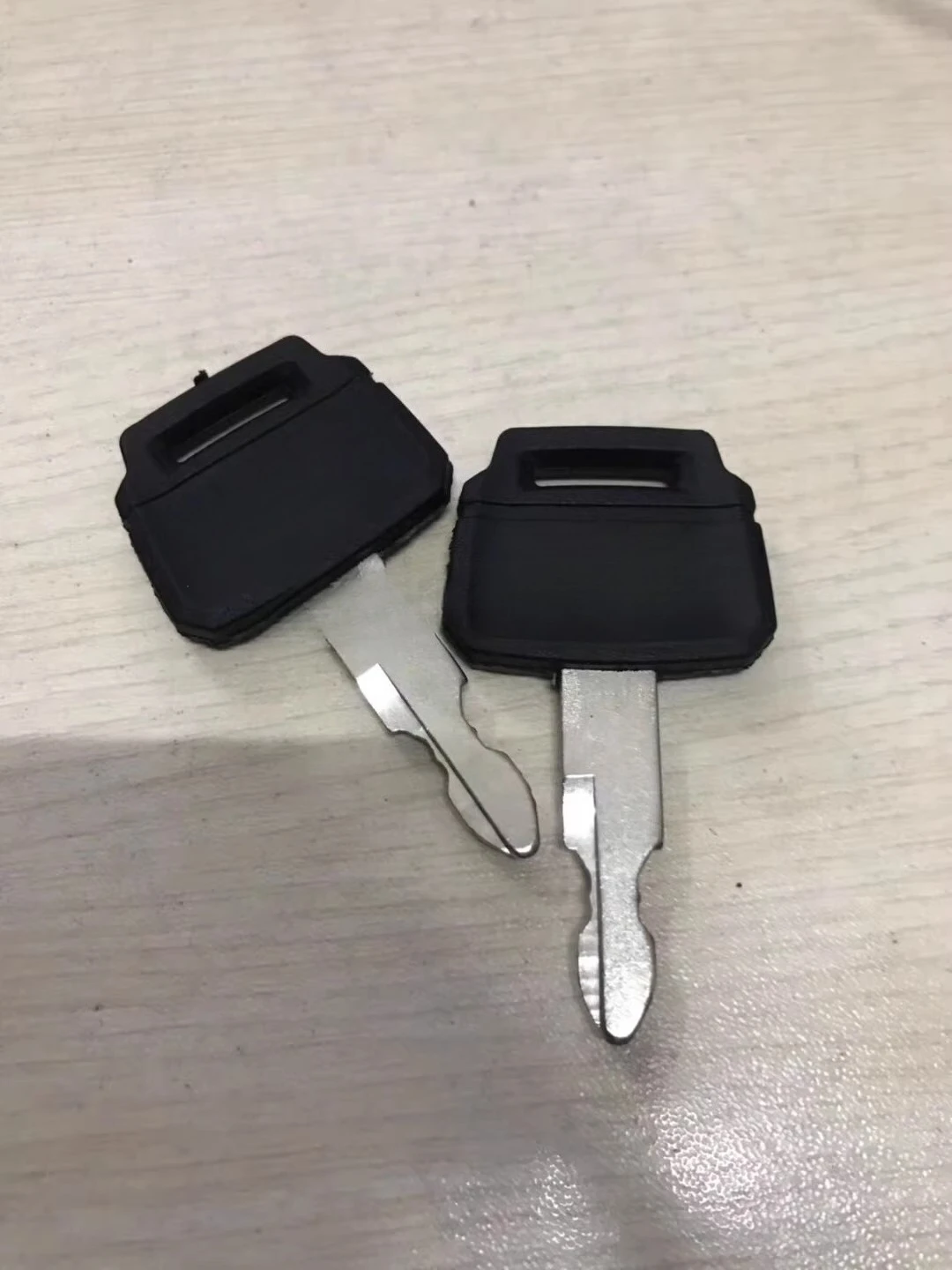 

Для KOBELCO 75 140 200 250 260-8 Super 8 ключ зажигания и запуска