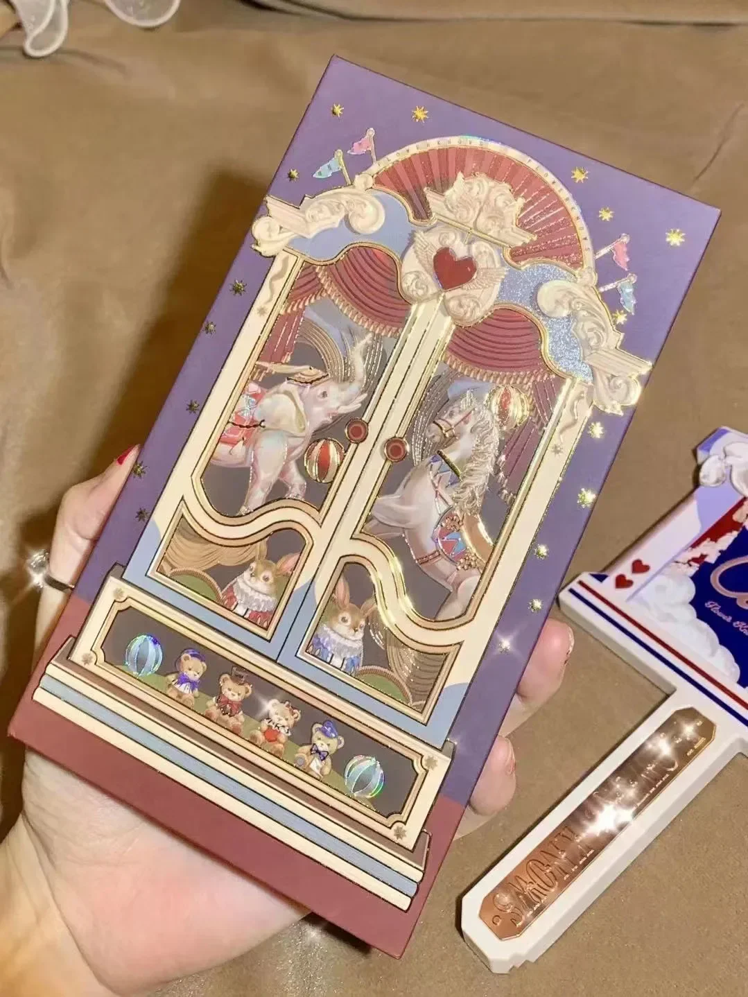 Flower Knows Circus Series 12 Palette di ombretti colorati Matte Shimmer Glitter Paillettes Pigmento Occhi Trucco viso Cosmetici di bellezza