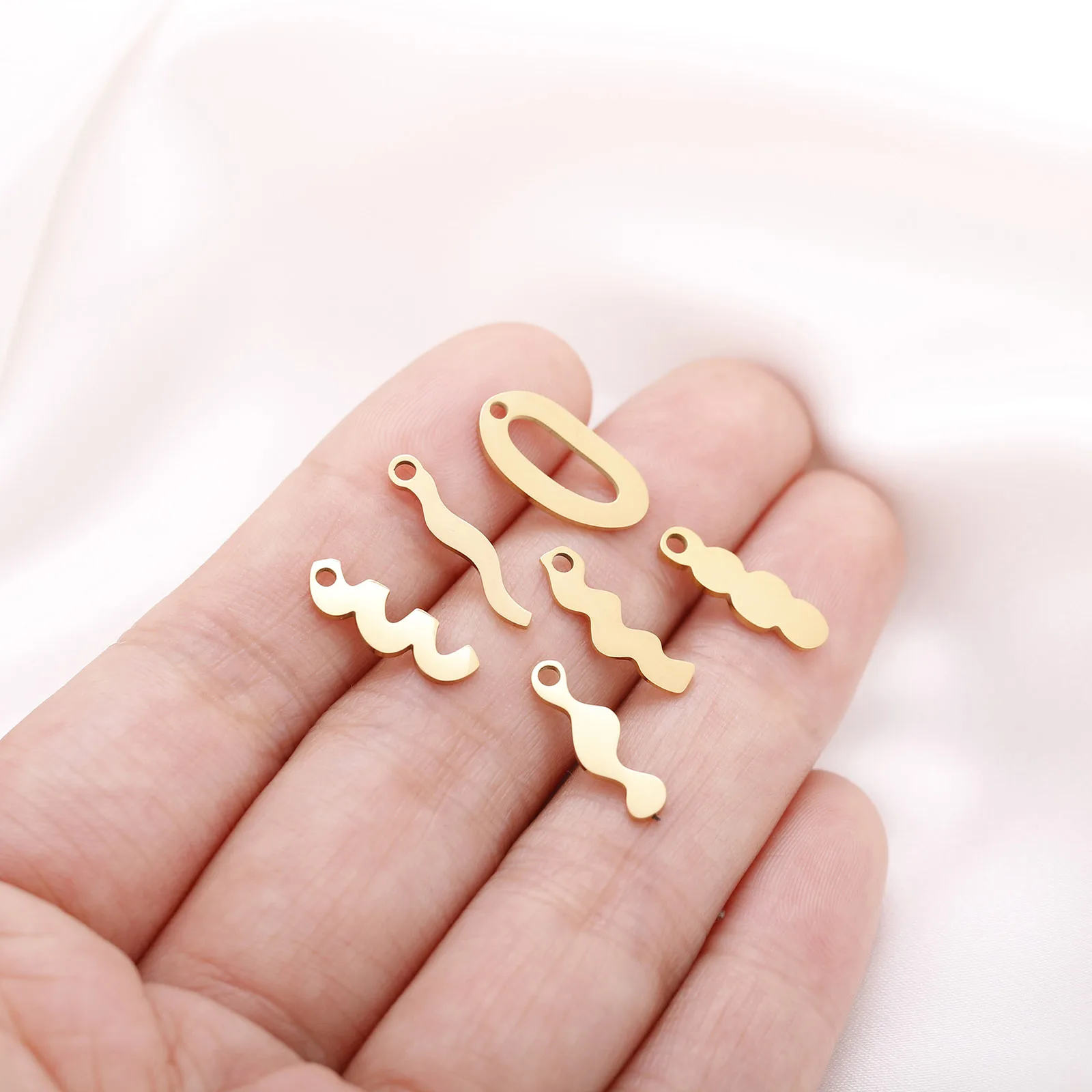 3 قطعة 304 الفولاذ المقاوم للصدأ Charms الفضة اللون هندسية يترك المعلقات المعدنية DIY بها بنفسك قلادة أقراط النتائج مجوهرات النساء