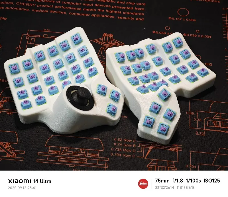 

Charybids Split Keyboard Joystick Wired Hot Swap Curved Teclado Dividedo Ergonomic Custom Mechanical Keyboards Gamer Accessories