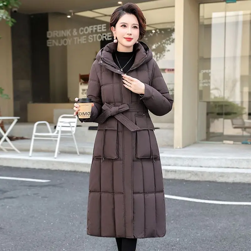 

2025 Winter New Women's Down Cotton Jacket Hooded Commuter Strap High Street Cotton Jacket
