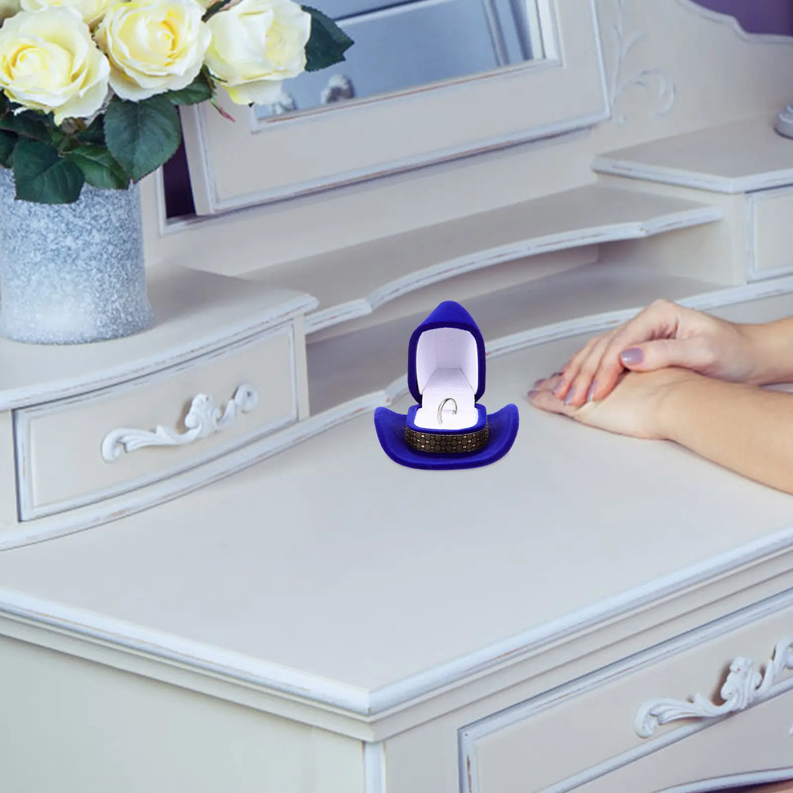 

Cowboy Hat Jewelry Holder Unique Fashionable Touch Protective Accessories Organizer Necklaces Earrings Display