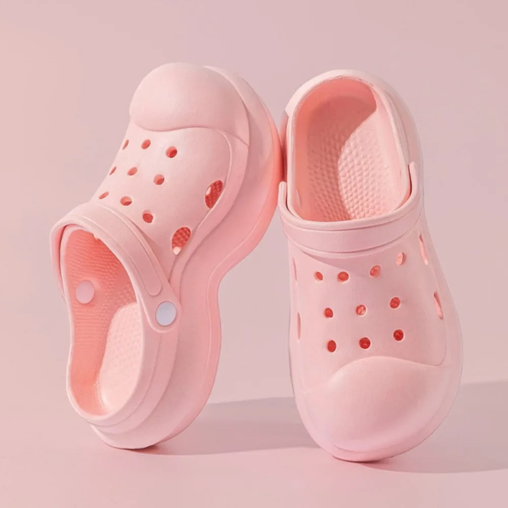 

Новейшие женские сабо с закрытым носком на толстой подошве 2025, нескользящие модные пляжные и летние сандалии из материала EVA