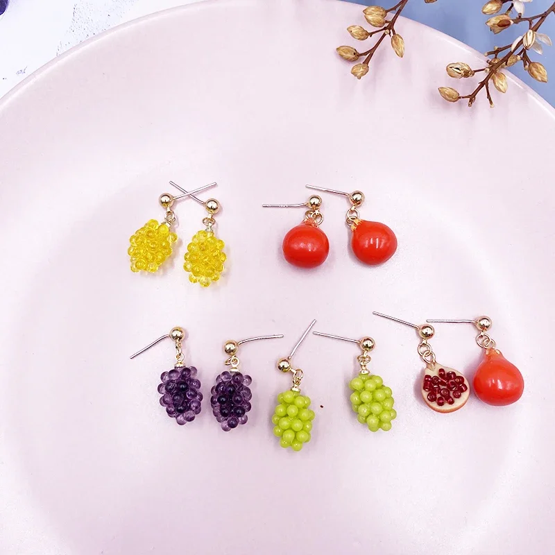 Funny Resin Beaded Grape Pomegranate Earrings for Women Girls Gold Color Alloy Beads Hanging Dangle Earrings Cute Party Jewelry