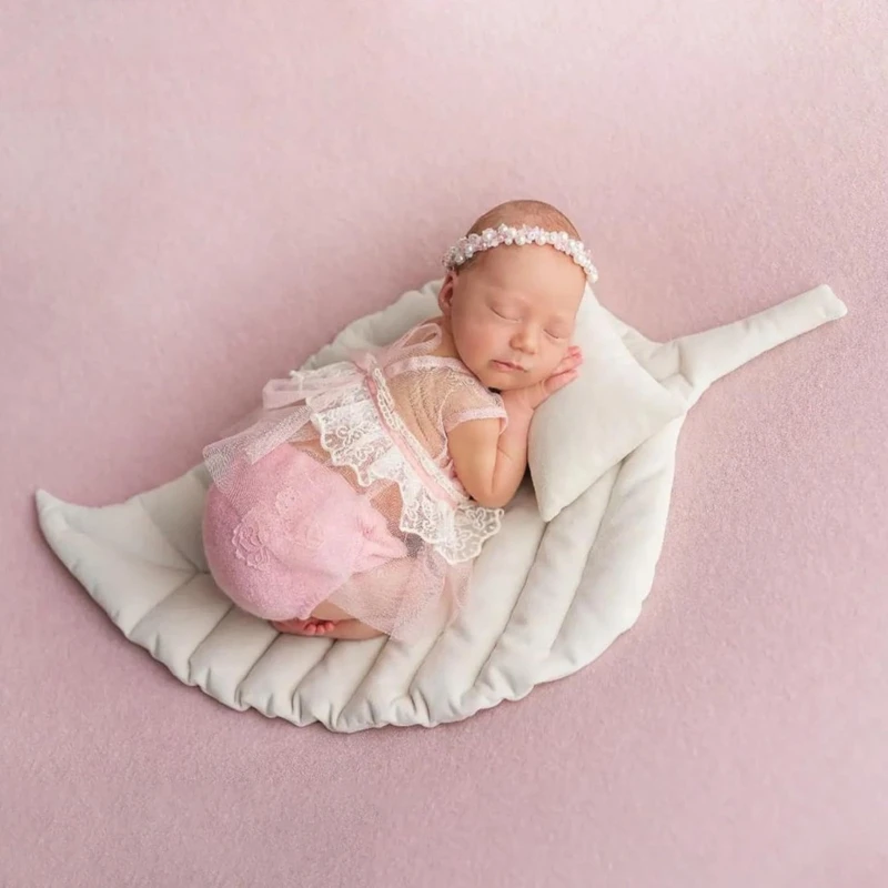 

Реквизит для фотосъемки с натуральными листьями для новорожденных, мягкая дышащая милая подставка в форме листа, поддерживающая