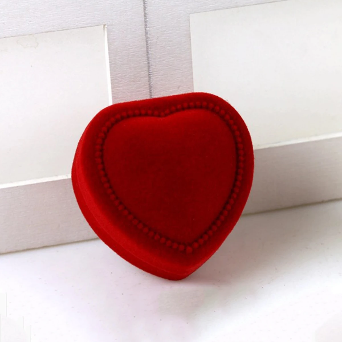 Velvet Heart Shaped Ring Box Packaging Gift Box Wedding Ring Box Jewelry Counter Display Box