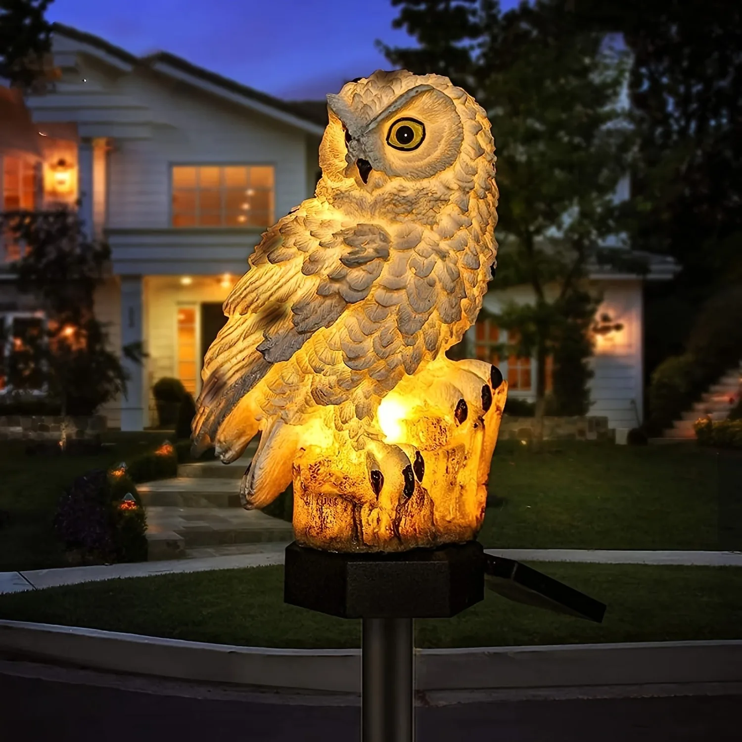 1pc Solar-Powered LED Owl Garden Stake Light - Realistic Outdoor Landscape Lighting with Automatic Switch