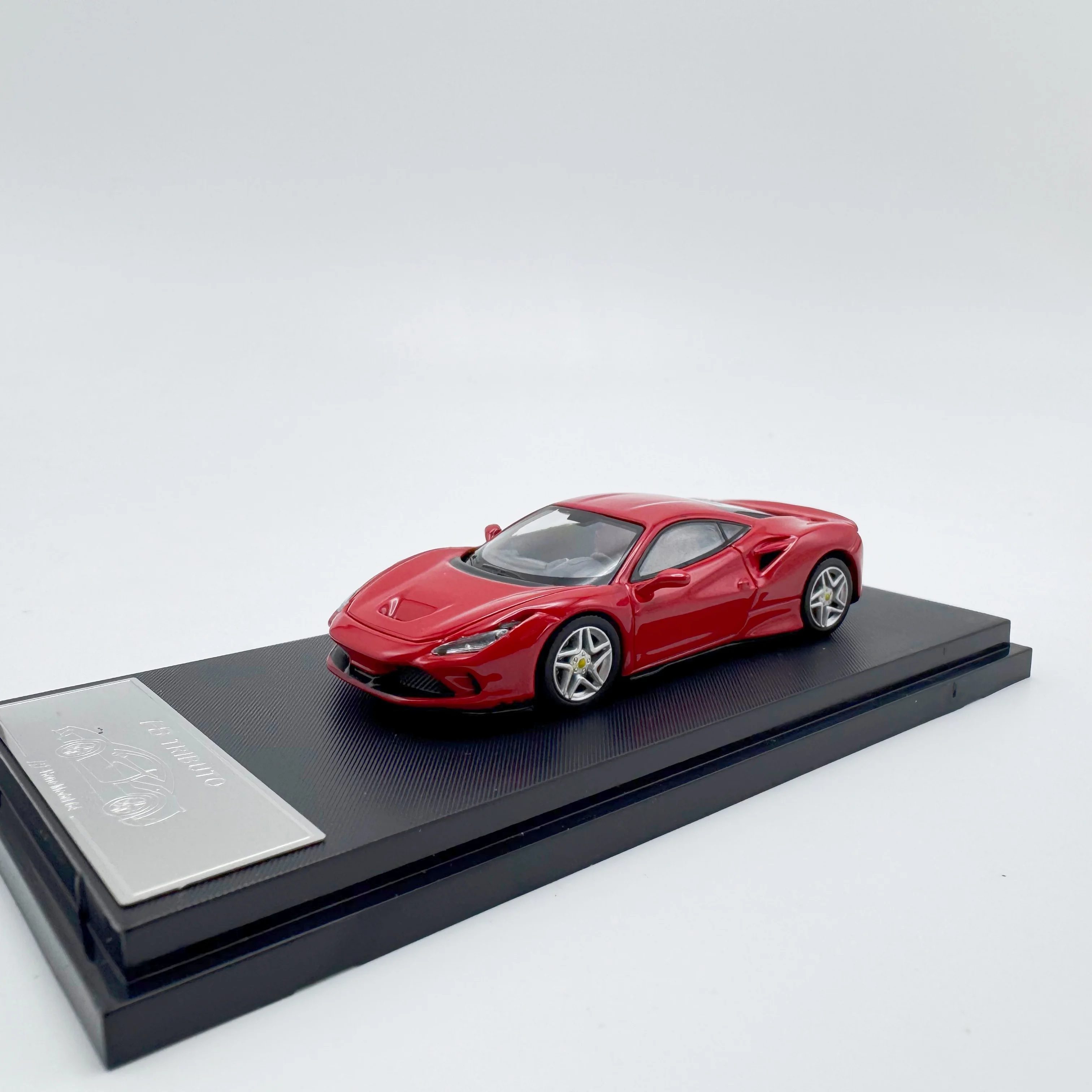 Hone Model HM 1:64 F8 Tributo Diecast Alloy Car Model