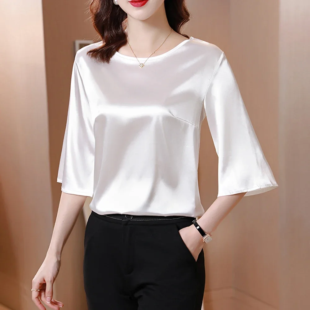 

New Summer Loose Satin Shirts Women Vintage Split Sleeve O-Neck Smooth Blouses Simple Fashion Female Casual Tops J154