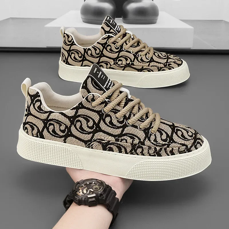 Herenschoenen Lente Nieuwe Veelzijdige Canvas Schoenen Laag Uitgesneden Casual Board Schoenen Design Sense Sportschoen Sneakers Heren Zapatos Casuales