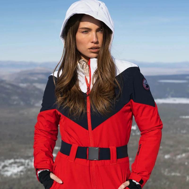 GSOU SNOW المرأة ضئيلة قطعة واحدة وزرة التزلج الدافئة الإناث بذلة مقاوم للماء مقاومة للرياح في الهواء الطلق التزلج على الجليد الشتاء والعتاد