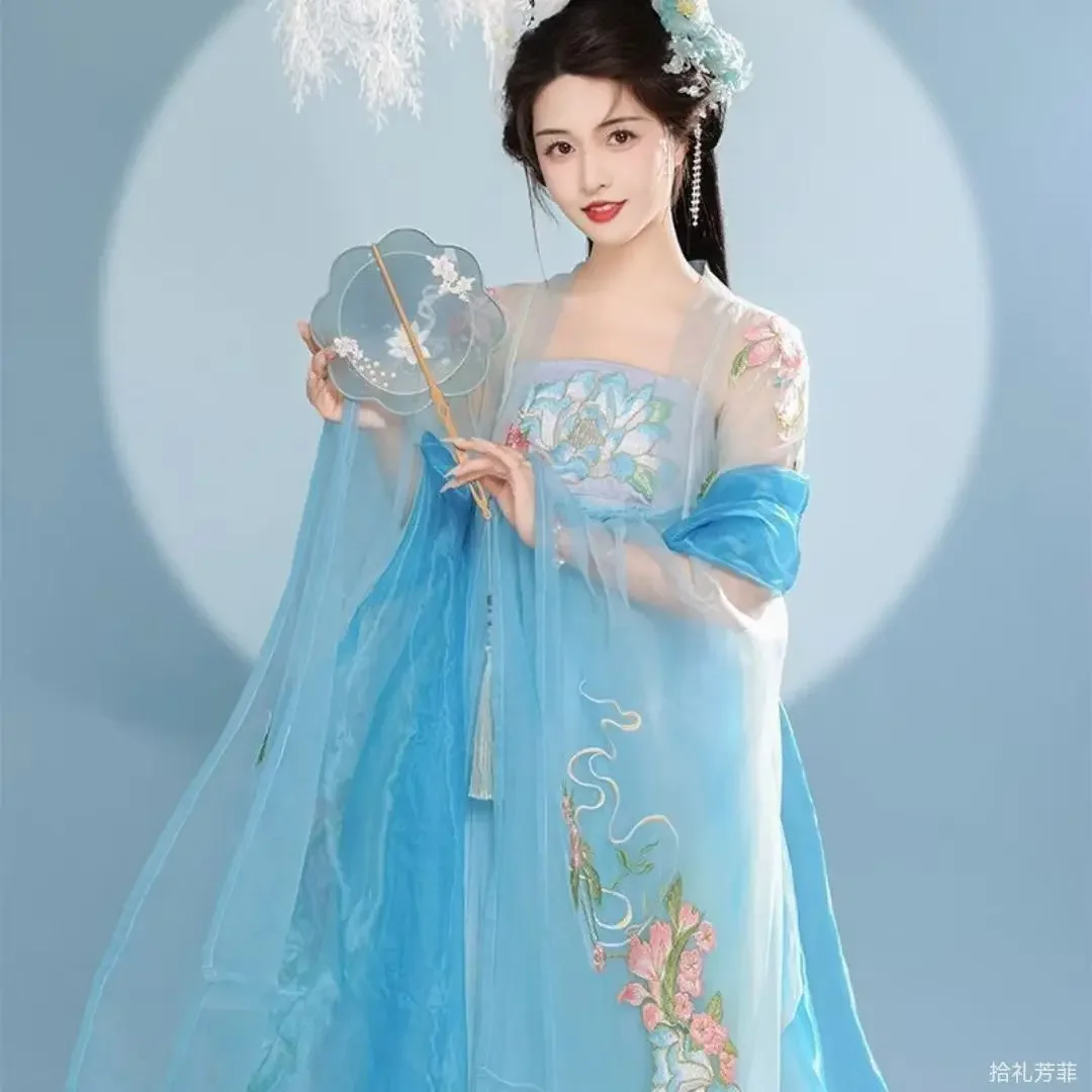 

Chinese Tang Dynasty Hanfu Heavy industry embroidery big sleeve shirt retro dance cosplay fairy sweet lovely female Hanfu set.