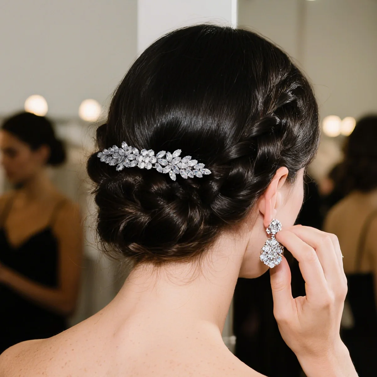 

Свадебная заколка для волос с серебряным листом и цветком из циркона, классическая заколка для женщин, изысканная заколка ручной работы, аксессуары для волос для женщин