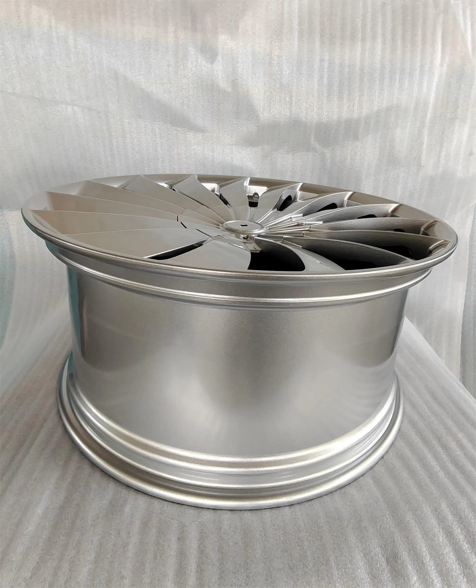 Customized aluminum alloy forged 16 17 18 19 20 inch passenger car wheels and accessories by wheel hub manufacturers