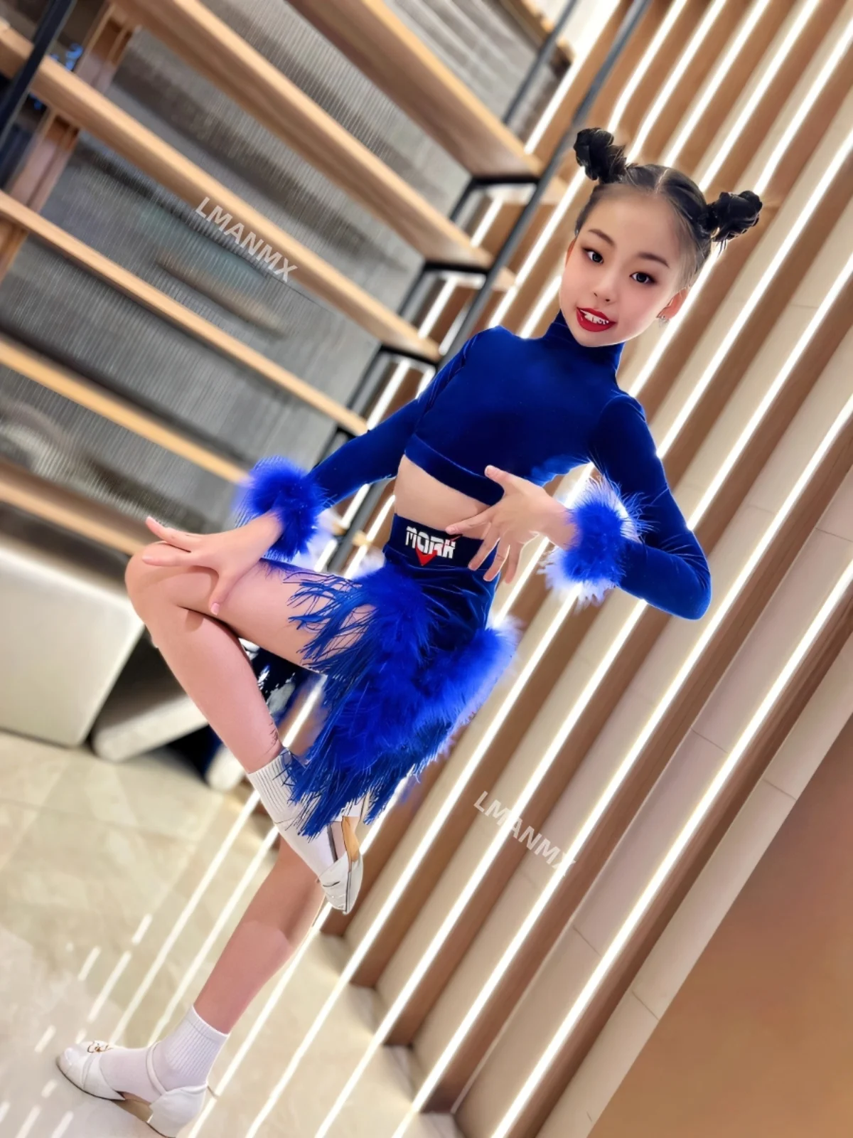 الخريف/الشتاء امتحان الفن اللاتيني الفتيات الراقية شعر طويل الأكمام شرابة تنورة أداء الرقص المهنية مجموعة الملابس #4