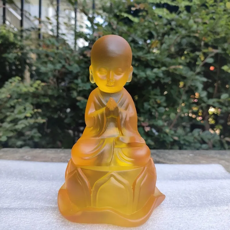 Resin figurine of a young monk for home Buddhist shrines, Chinese-style car-mounted offerings, resin novice monk statue