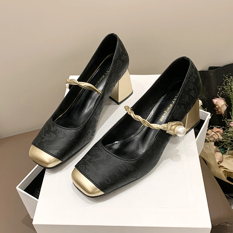 春の新作パーティー結婚式の女性のハイヒールスクエアトゥデザイナー女性の高級セクシーなドレスの女性のロリータ靴 Zapatos Muje