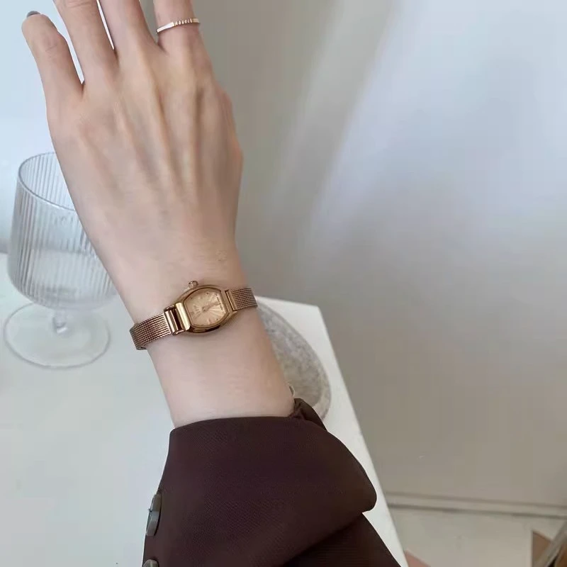 Fashionable tonneau-shaped gold ladies watch exquisite Japanese MITOTA stainless steel waterproof quartz women's watches