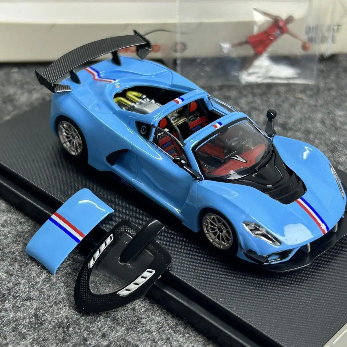 Mobil Balap Diecast & Mainan Mobil Miniatur Skala Model Mobil RM 1/64 Hennessey Venom F5 Alloy untuk Anak-Anak