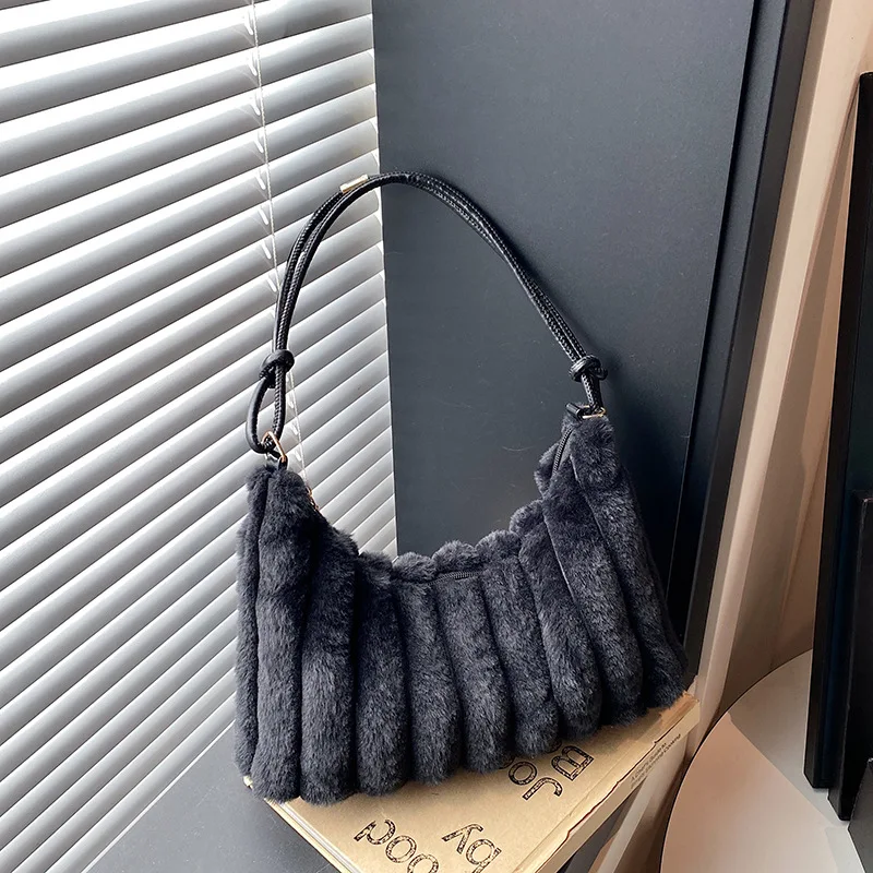 2026 winter new style dumpling bag fashionable casual and individual women's handbag trendy and niche design