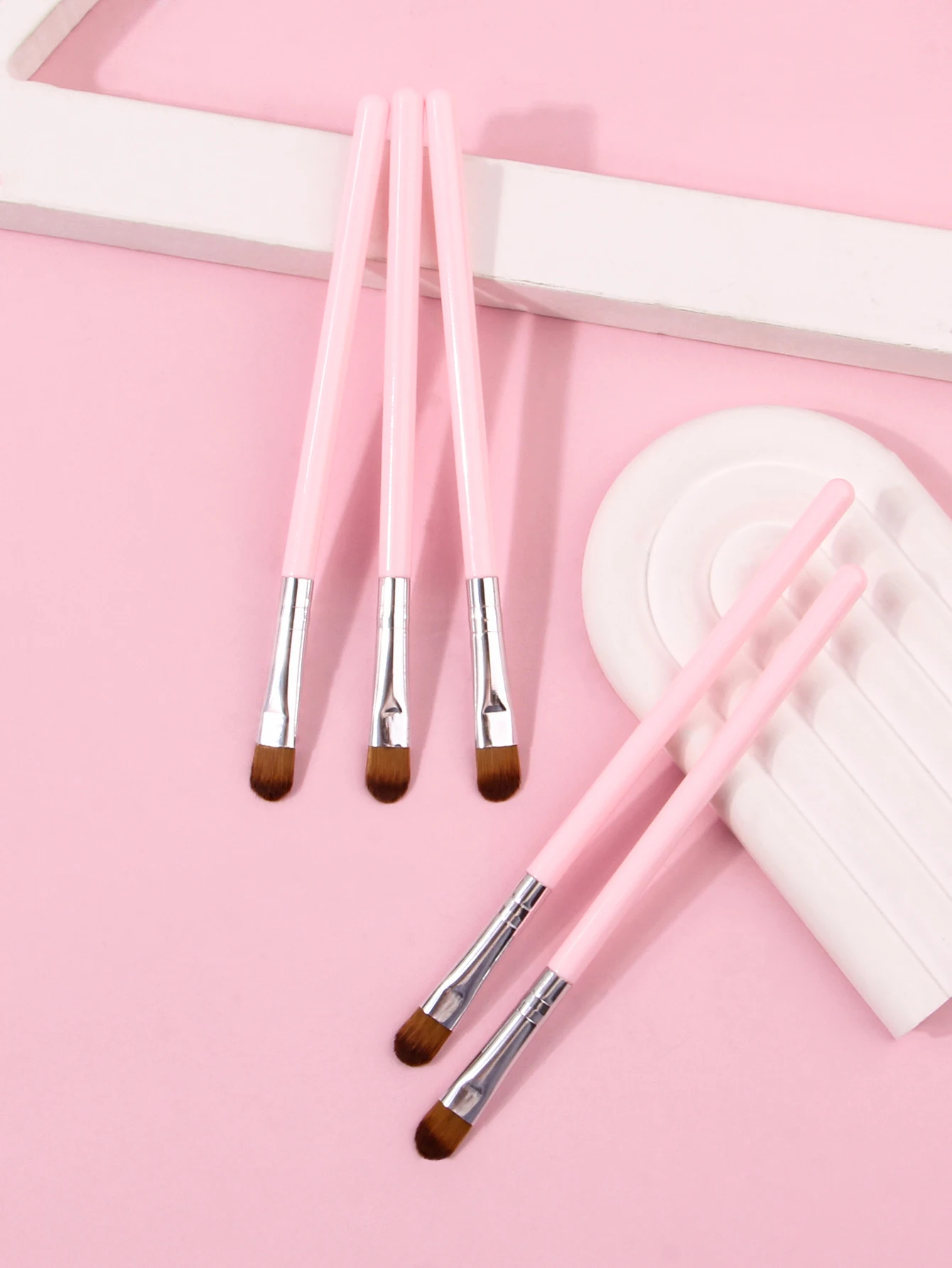 Oblate The Line Brush Ultra-thin Lip Line Eyebrow Concealer Brushes Detail Concealer Makeup Tool Lip Brow Contour The Line Brush