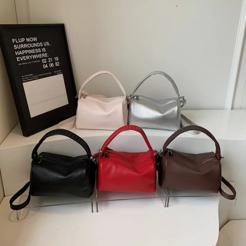 

Chic Mixed Material Bag For Women Designer Inspired Leather And Suede Combination Rich Textural Interest