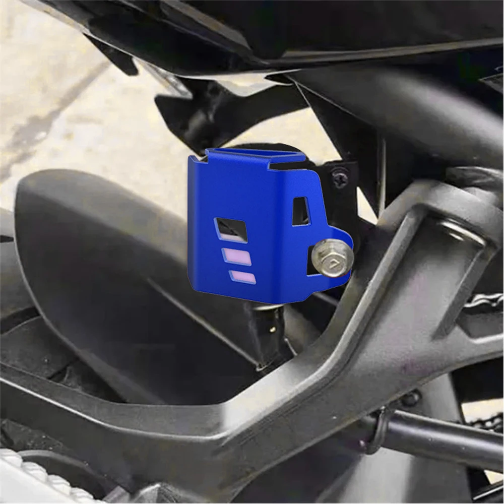 For YAMAHA Tracer 7 GT Tracer 9GT MT07 MT09 MT125 MT03 MT10 FZ09 Rear Brake Fluid Reservoir Guard Cover Protector Oil Cup Guard