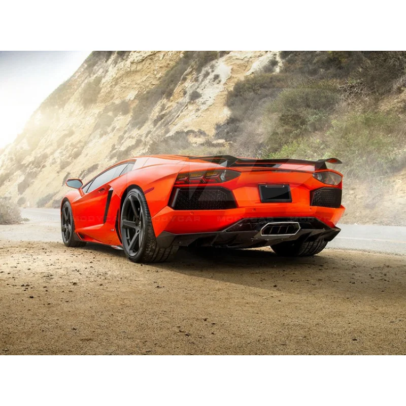 Vorstein Style Carbon Fiber Rear Diffuser for  Lambo Aventador Lp700-4 2011-2015