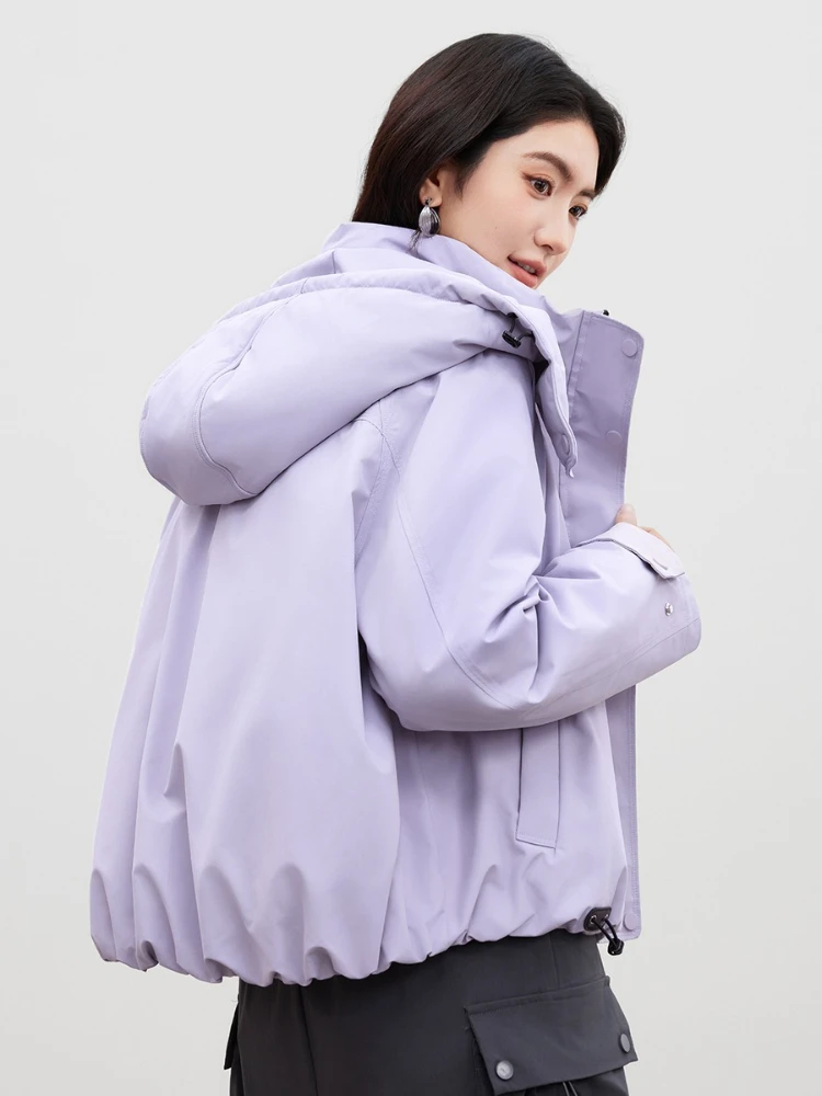 SENTUBILA 여성용 숏 화이트 덕다운 코트 2025 겨울 탈부착 가능한 후드 끈 디자인 따뜻하고 가벼운 숏 코트 W54YC1881