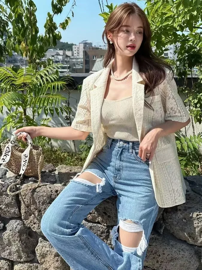 ชุดสูทปักลายฉลุสำหรับผู้หญิง สไตล์หลวมสบาย ใส่สบายๆ ทุกวัน หรือใส่ไปทำงาน แฟชั่นฤดูร้อน