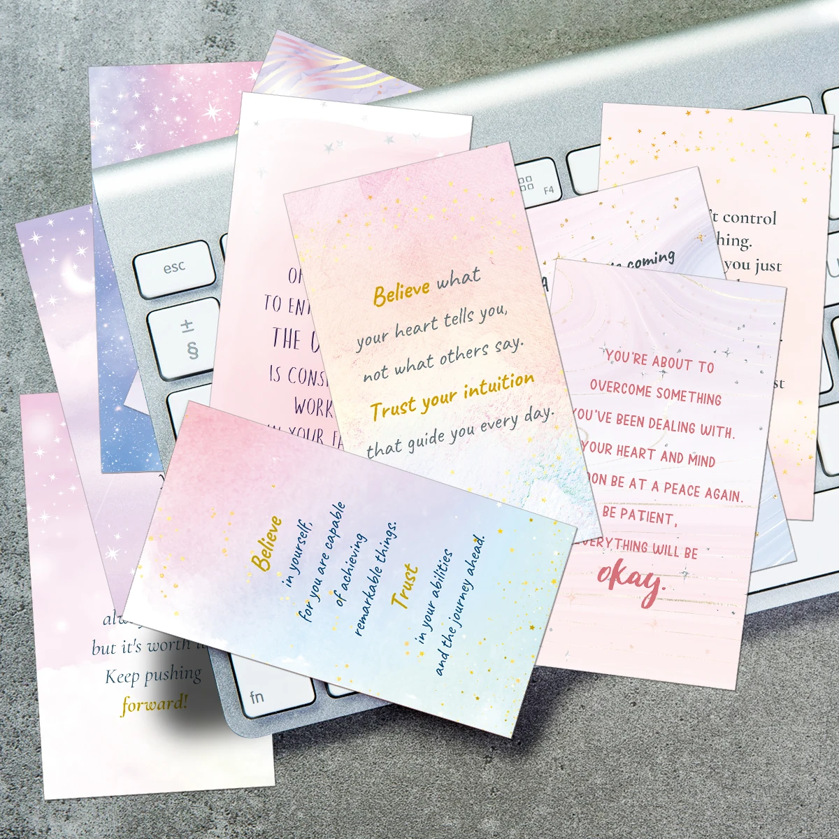 60 Stück Sternenhimmel-Fantasie-Serie, hebende positive Affirmations-Notizkarten mit inspirierenden Zitaten für die Unterstützung von Geburtstagsgeschenken – Detail 2