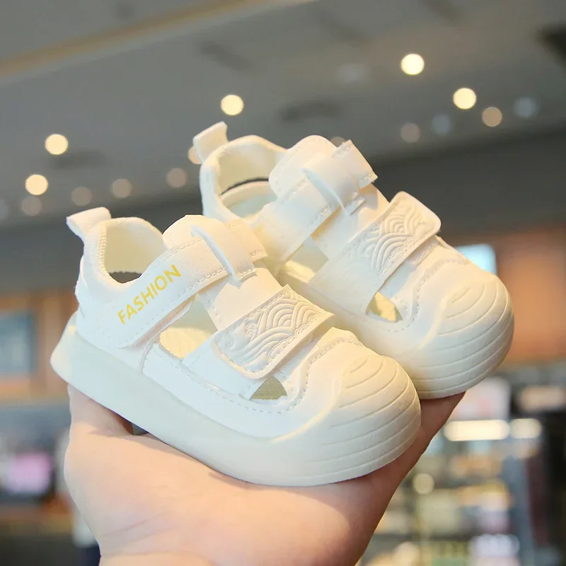 Baby Casual Shoes Toes Capped Soft Sole 2025 Summer New Boys Girls Walking Shoes Non-slip Kids Sandals T-Strap Breathable Cute