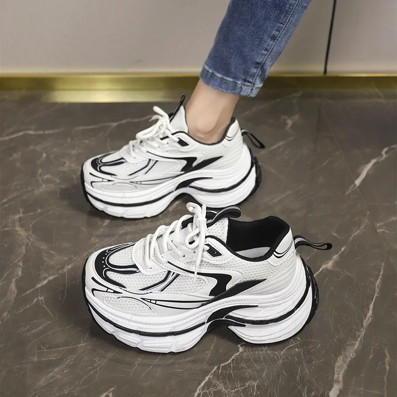 2024 New Fashionable Thick Soled Mesh Dad Shoes, Women's Height Increasing Fashionable Casual Sports Shoes