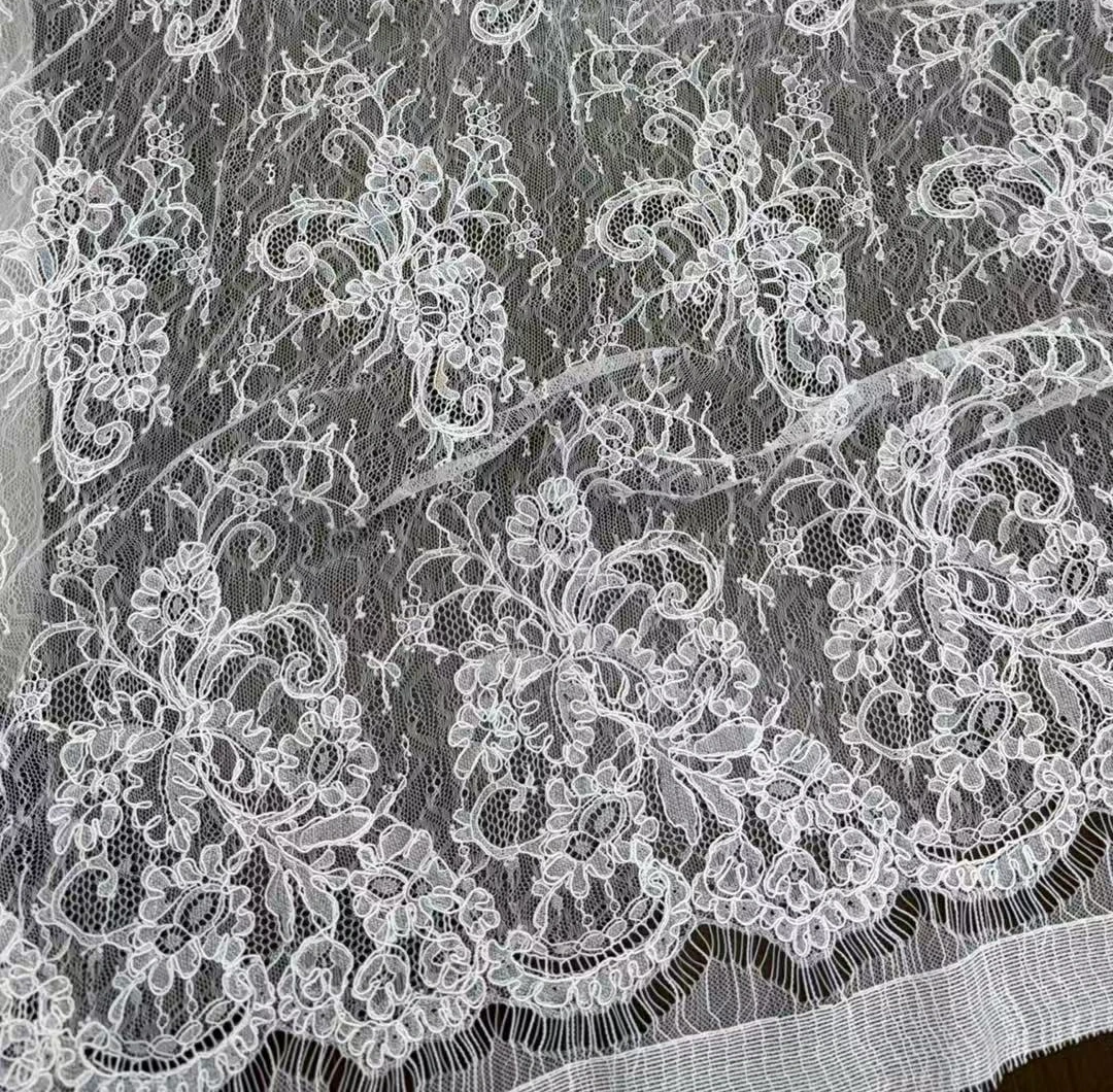 

3MX1.5M.Wedding Dress White Geometric Flowers Sewing cloth.High End Border Eyelash Lace Fabric NEW